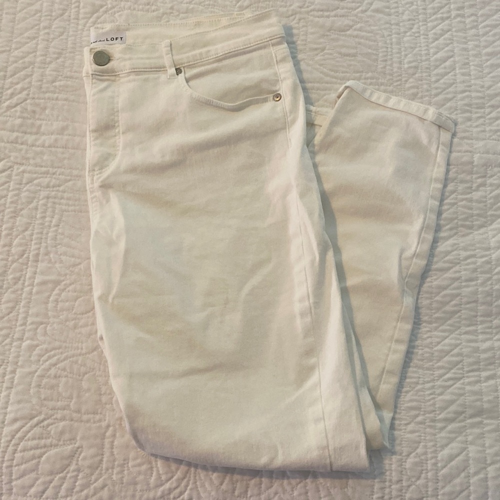 LOFT size 12 white skinny jeans